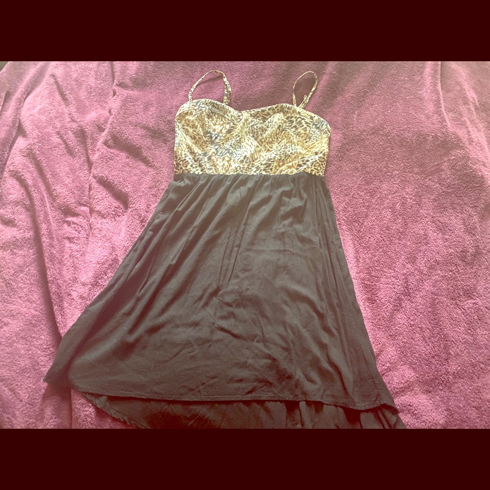 Cute women’s summer dress almost new